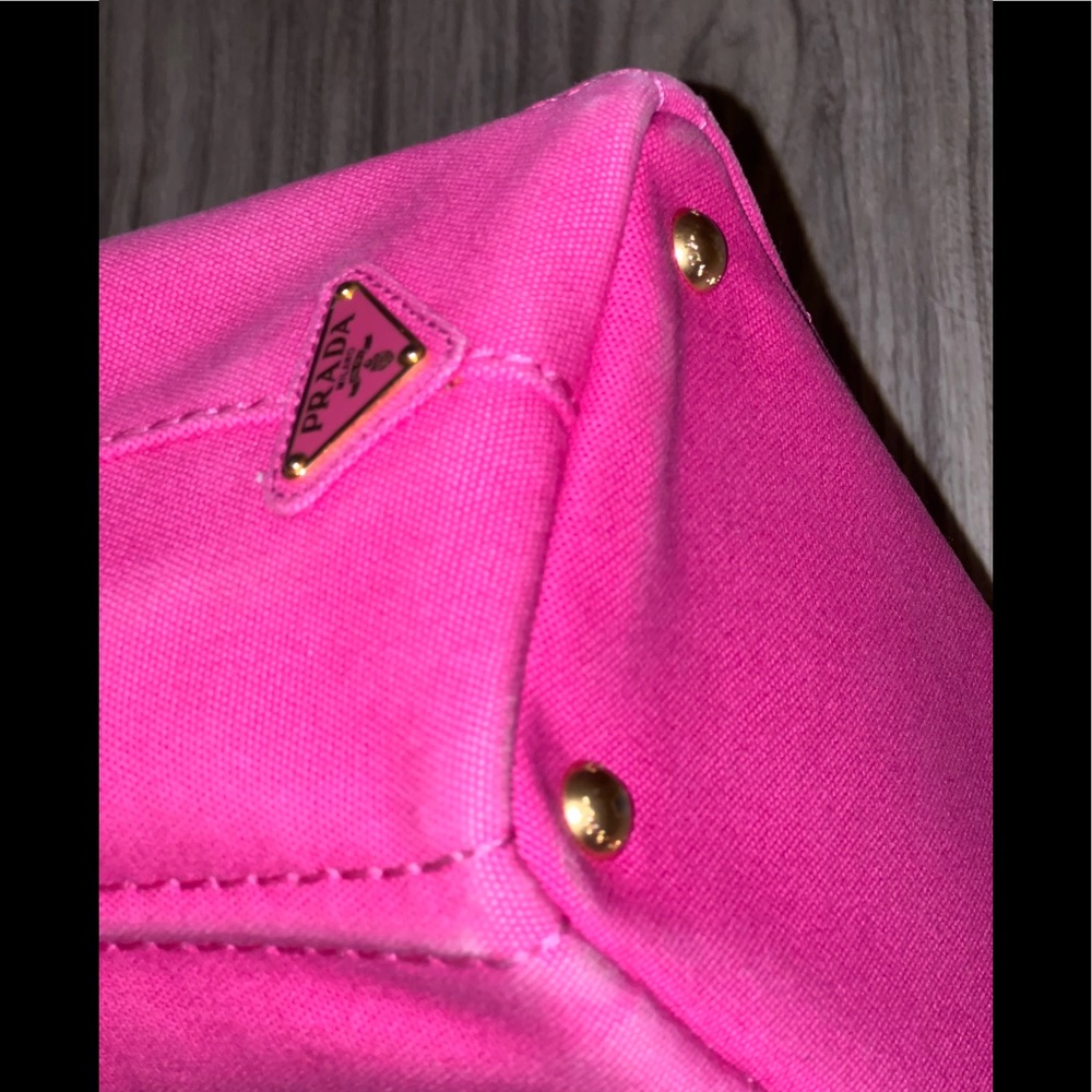 Small size authentic Prada canapa - Picture 3 of 17